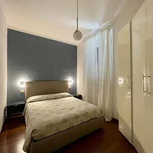 The Painting Apartment. A And Lovely In Appartamento Milano